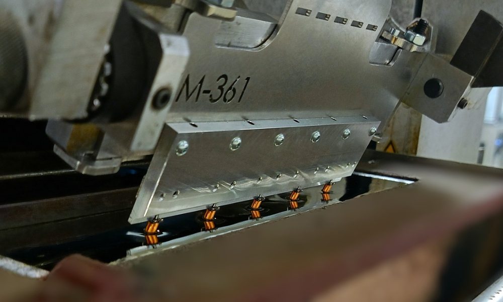 Unusual Operations and Processes for Industry - NEOTECH offers specialized services: thermocompression, tinning, UV bonding, assembly, and coil winding. We implement unconventional processes for the industry. hot dip tinning soldering