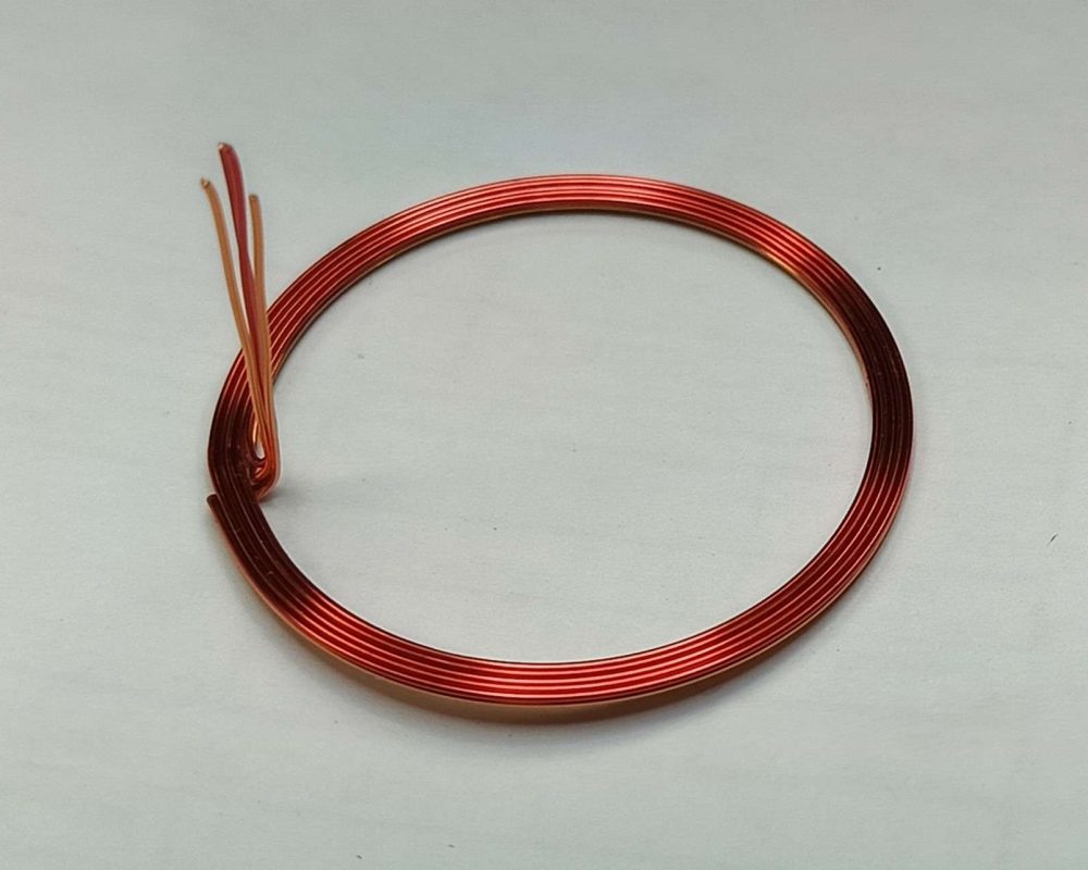 NEOTECH - Producent podzespołów indukcyjnych. Cewki, Dławiki, Anteny, Grzałki, Transformatory. www.neotech.pl/indukcyjneCewki indukcyjne SMD, do automatycznego montażu pick-and-place, z naniesionymi punktami klejowymi SMT, stabilny transport i pozycjonowanie elementów indukcyjnych w nowoczesnych procesach produkcji elektroniki SMD | NEOTECH - Producent podzespołów indukcyjnych. Cewki, Dławiki, Anteny, Grzałki, Transformatory. www.neotech.pl/indukcyjne | Cewki smd automatyczny montaż | Cewka indukcyjna | NEOTECH - Producent podzespołów indukcyjnych. Cewki, Dławiki, Anteny, Grzałki, Transformatory. www.neotech.pl/indukcyjneCewki indukcyjne SMD, do automatycznego montażu pick-and-place, z naniesionymi punktami klejowymi SMT, stabilny transport i pozycjonowanie elementów indukcyjnych w nowoczesnych procesach produkcji elektroniki SMD | NEOTECH - Producent podzespołów indukcyjnych. Cewki, Dławiki, Anteny, Grzałki, Transformatory. www.neotech.pl/indukcyjne | Cewki smd automatyczny montaż | Cewka indukcyjna