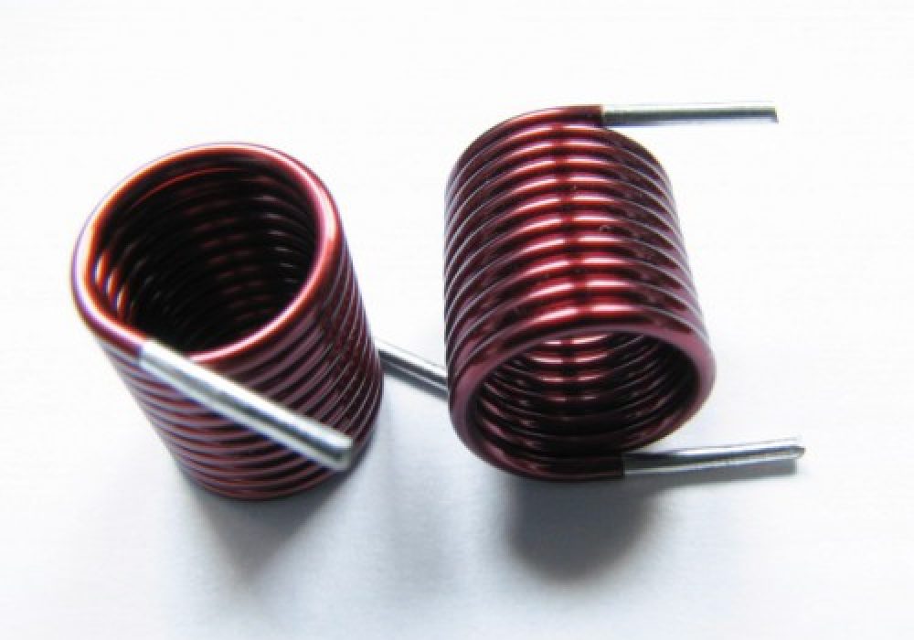 Cewki indukcyjne SMD, do automatycznego montażu pick-and-place, z naniesionymi punktami klejowymi SMT, stabilny transport i pozycjonowanie elementów indukcyjnych w nowoczesnych procesach produkcji elektroniki SMD | NEOTECH - Producent podzespołów indukcyjnych. Cewki, Dławiki, Anteny, Grzałki, Transformatory. www.neotech.pl/indukcyjne | Cewki smd automatyczny montaż | Cewka indukcyjna