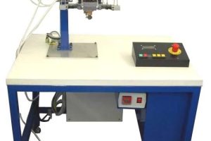 Machines, Devices, Automation, Modernization. BLDC motors, www.neotech.pl | Gluing devices | DK-04 two component adhesive feeder glue