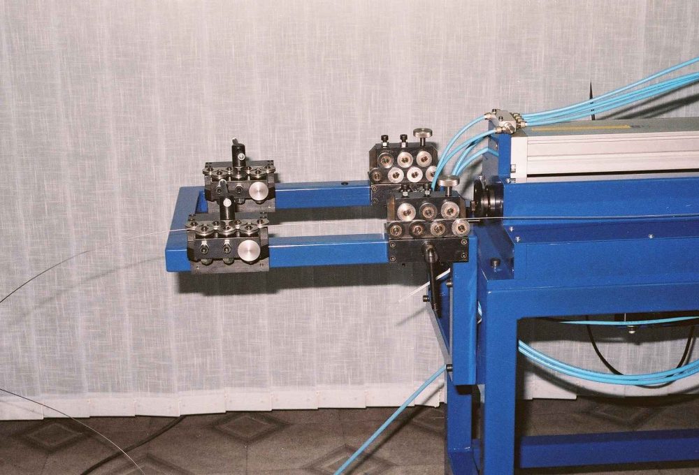 Machines, Devices, Automation, Modernization. BLDC motors, www.neotech.pl | UCD-01 Cutting device