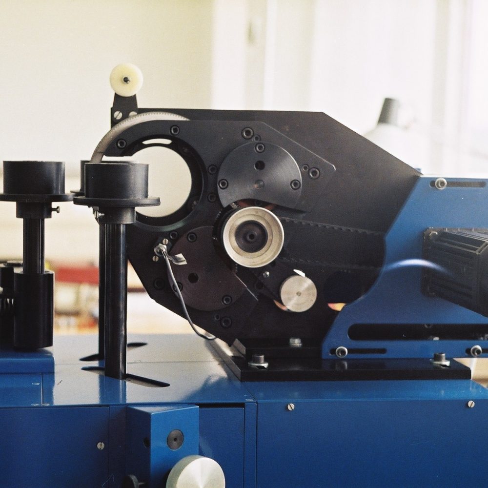 Machines, Devices, Automation, Modernization www.neotech.pl | toroidal winder heads