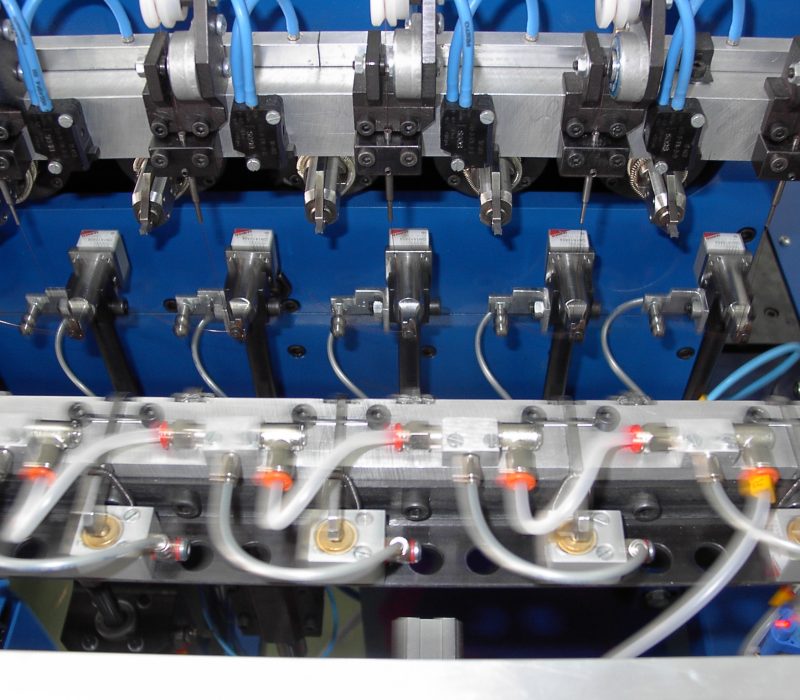 Machines, Devices, Automation, Modernization. BLDC motors, www.neotech.pl | CNW-204 Winder CNW-204 NEOTECH Machines, Devices, Automation, Modernization www.neotech.pl | Multi-spindle winder | nawijarka