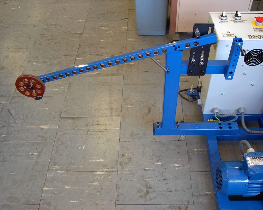 NEOTECH - Manufacturer of inductive components. Coils, Chokes, Antennas, Heaters, Transformers. www.neotech.pl/indukcyjne | Horizontal unwinder