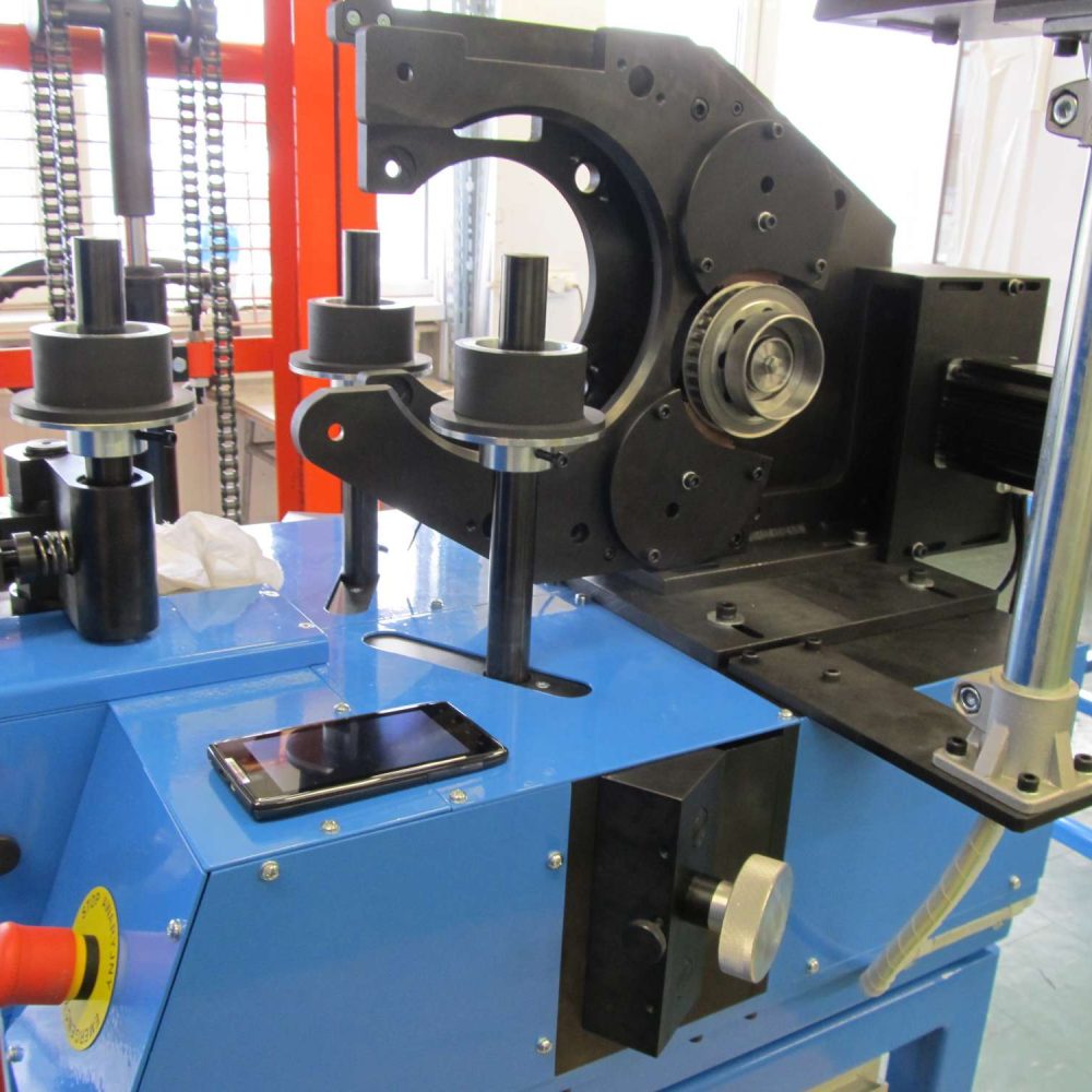 NEOTECH - Manufacturer of inductive components. Coils, Chokes, Antennas, Heaters, Transformers. www.neotech.pl | Toroidal winder | winding