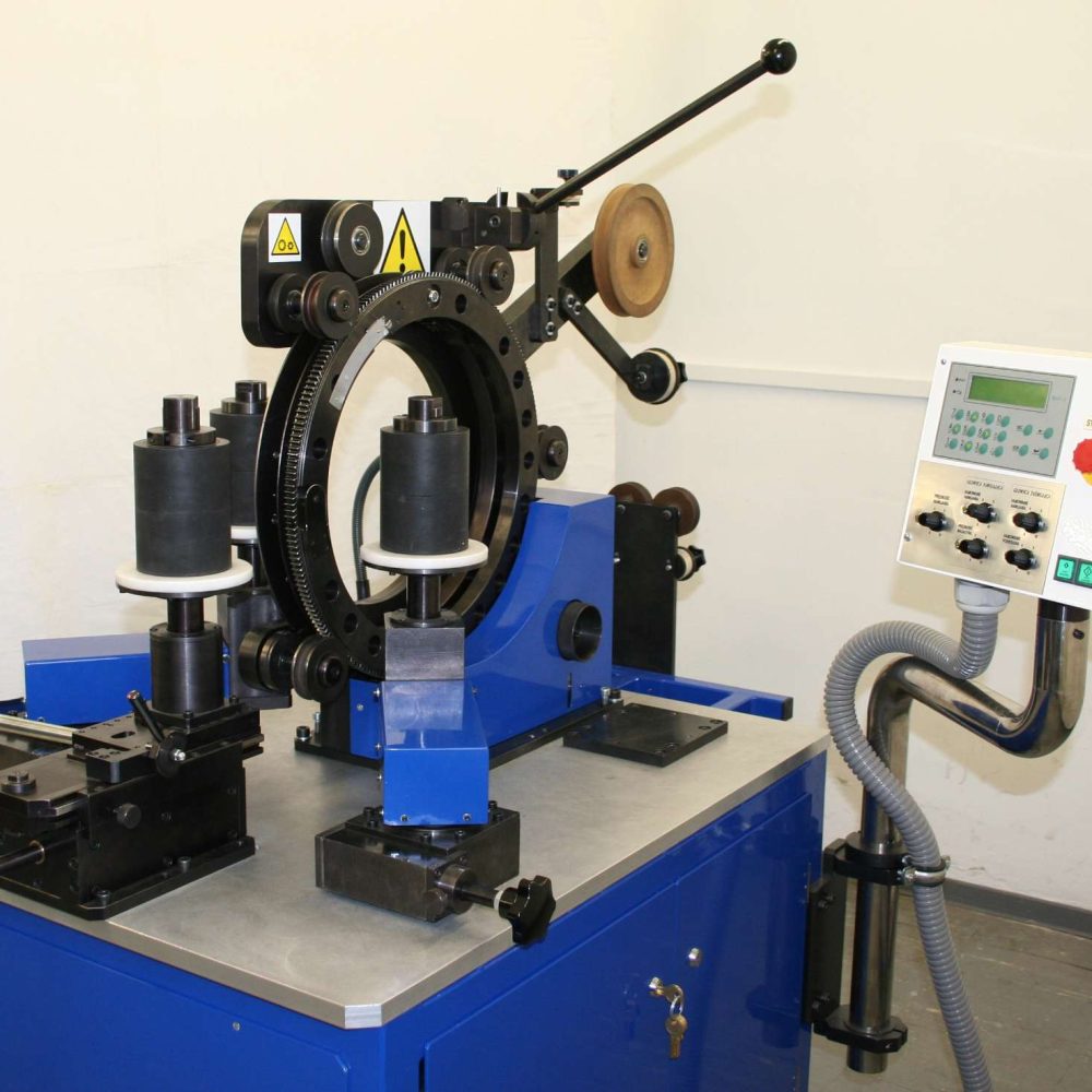 NEOTECH - Manufacturer of inductive components. Coils, Chokes, Antennas, Heaters, Transformers. www.neotech.pl/indukcyjne | Toroid winder