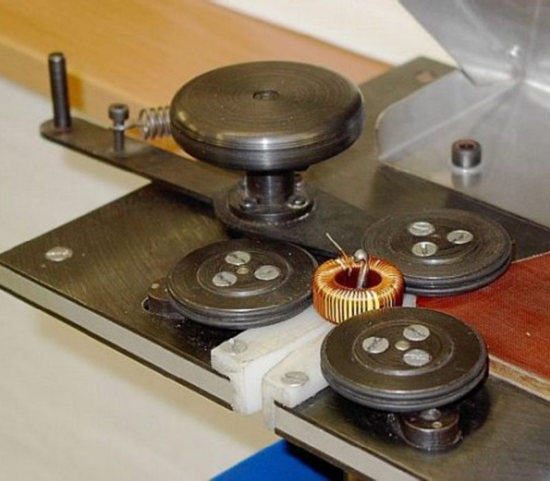 Machines, Devices, Automation, Modernization www.neotech.pl | toroid threading machine