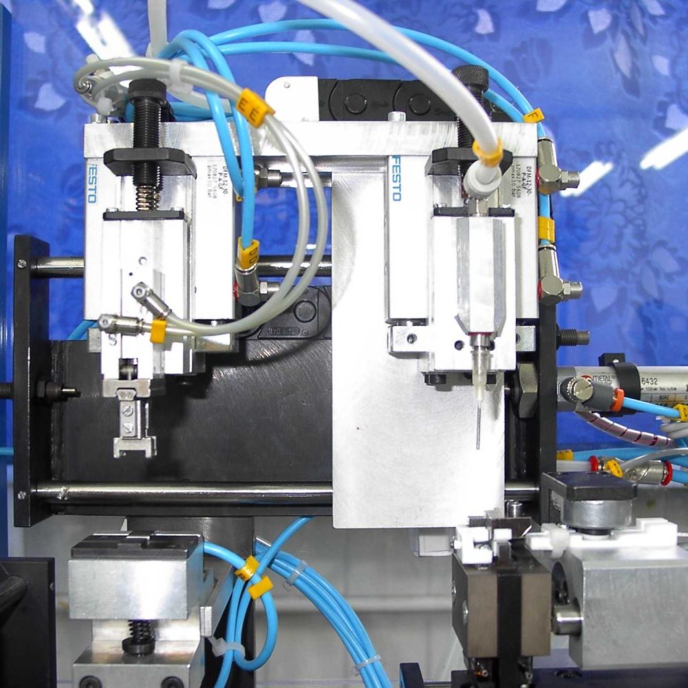 Machines, Devices, Automation, Modernization. BLDC motors, www.neotech.pl | Gluing devices | UPT-110 the device for application of thermo melting adhesion point