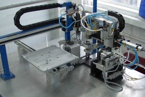 Machines, Devices, Automation, Modernization. BLDC motors, www.neotech.pl | Gluing devices