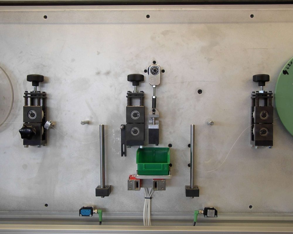 Machines, Devices, Automation, Modernization. BLDC motors, www.neotech.pl | UWT-01 cutting machine