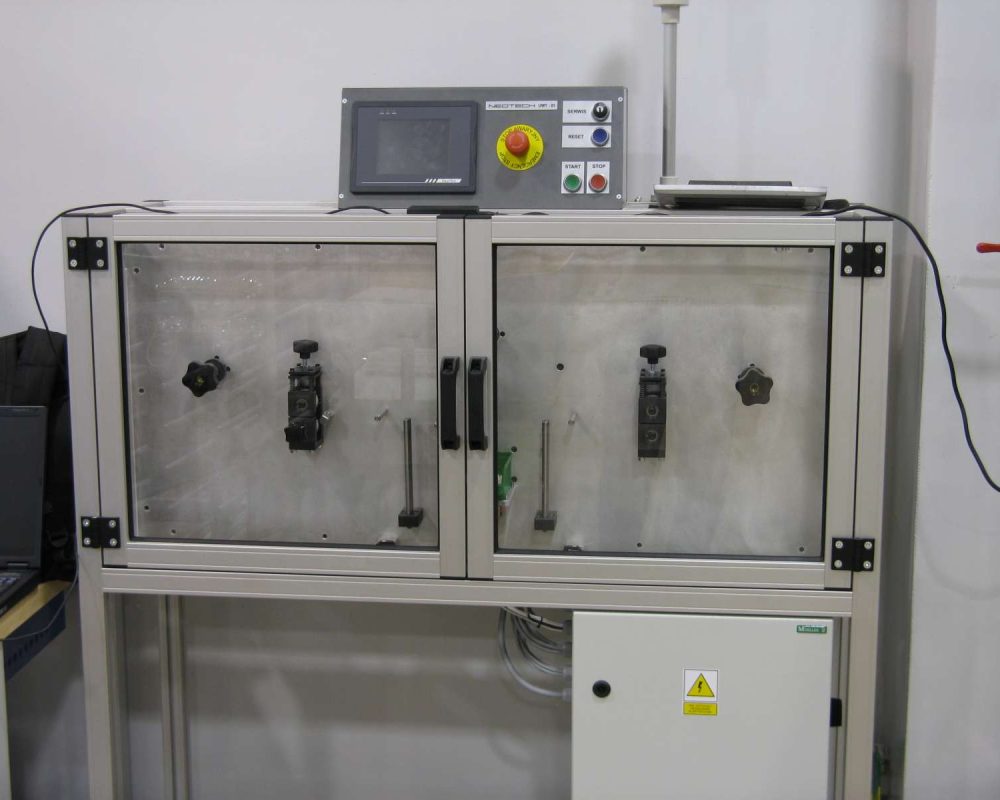 Machines, Devices, Automation, Modernization. BLDC motors, www.neotech.pl | UWT-01 cutting machine