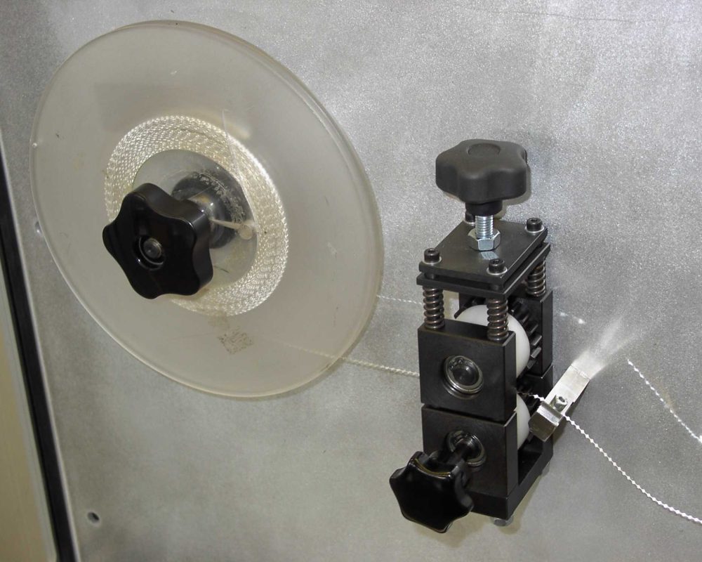 Machines, Devices, Automation, Modernization. BLDC motors, www.neotech.pl | UWT-01 cutting machine