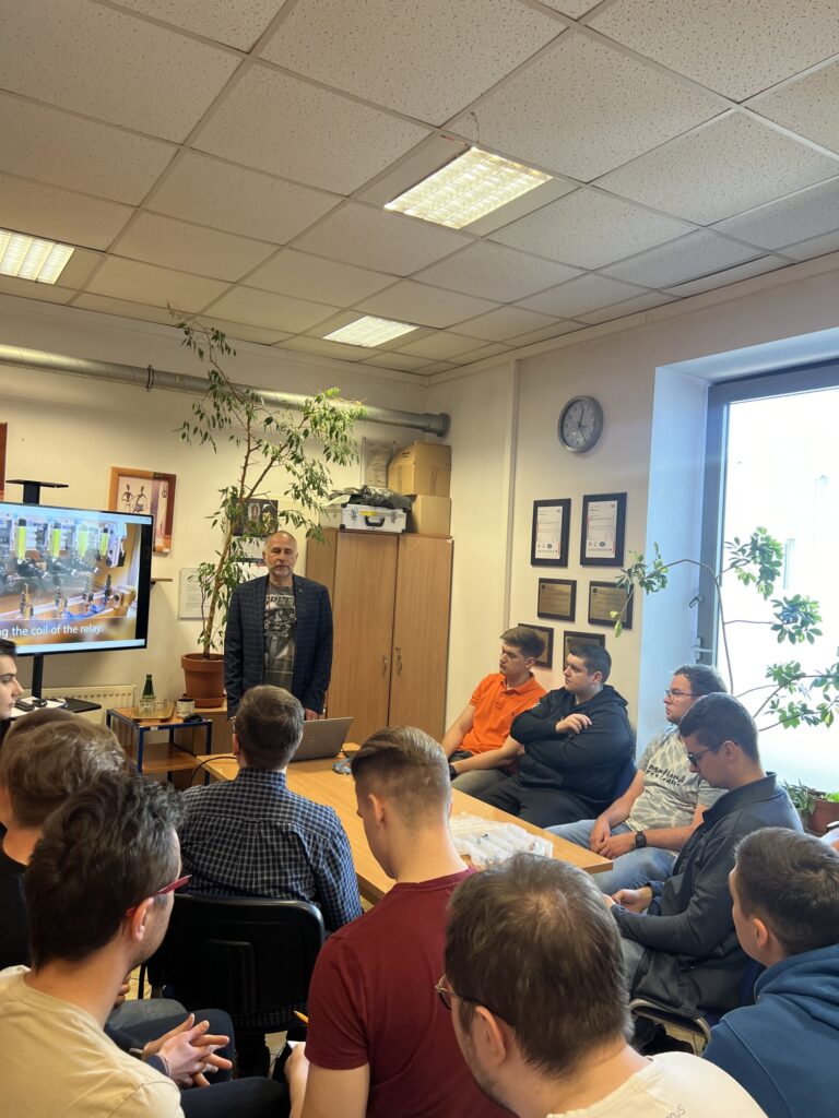 NEOTECH - Maszyny, Urządzenia, Automatyzacja, Modernizacja. www.neotech.pl