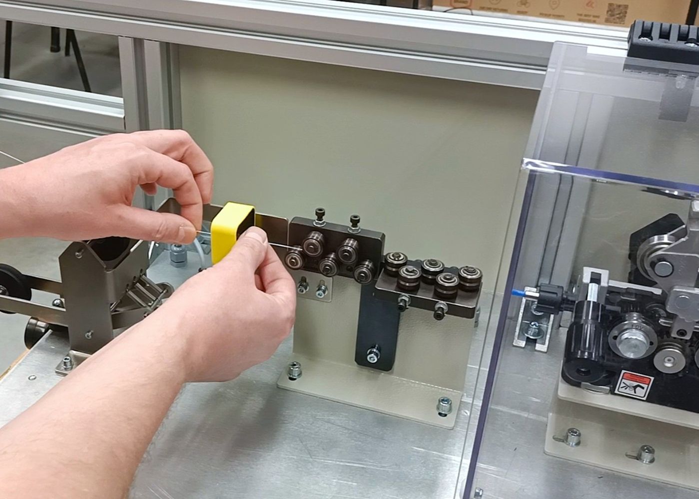 UCD-02 Urządzenie do Odmierzania i Cięcia Drutu NEOTECH