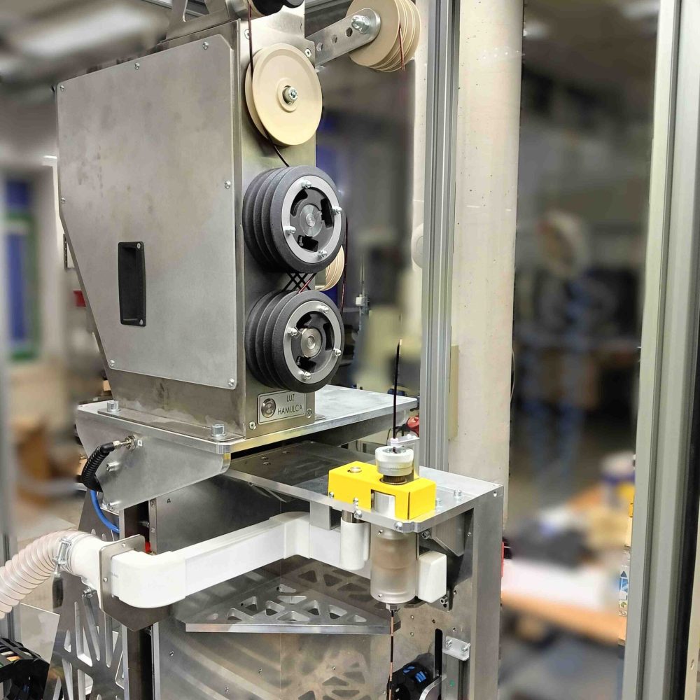 Maszyny, Urządzenia, Automatyzacja, Modernizacja. Silniki BLDC, www.neotech.pl | NCJ-44N Nawijarka